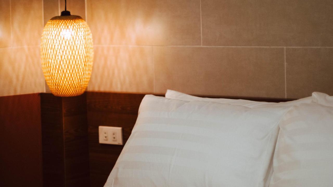 Hoianese Center Hotel - Truly Хоян Екстер'єр фото